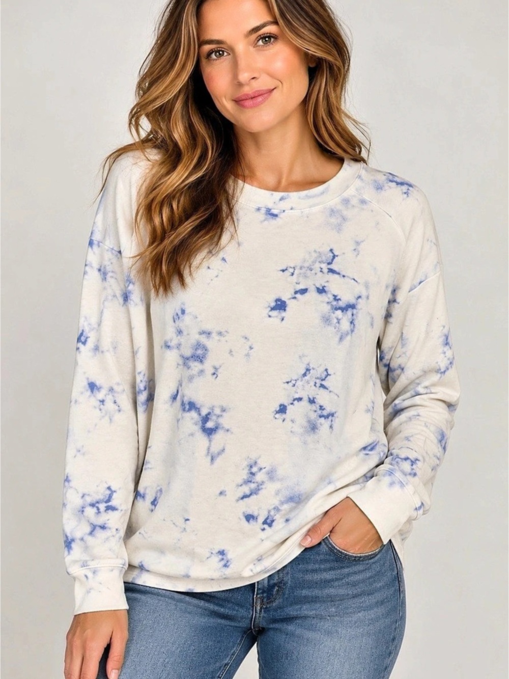 mia & tess Tie-Dye Long Sleeve Top in White & Blue Size Large Like New